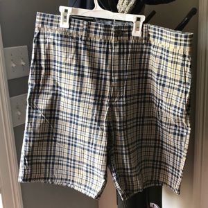 Men’s banana republic shorts 36